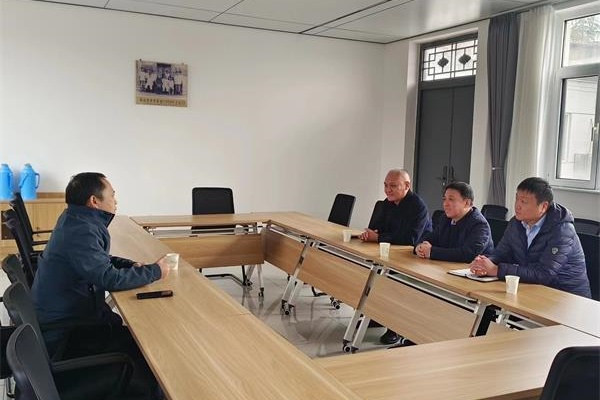 加強溝通　深化合作——公司領(lǐng)導(dǎo)...